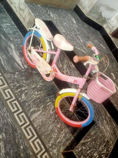 Kids cycle good condition 3