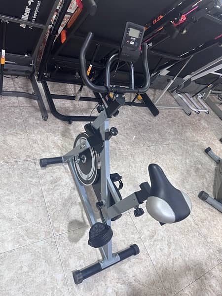 Treadmills | Runing Machine | Exercise Cycle |up right bike 3