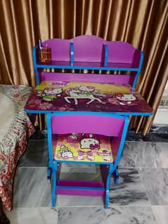 Hello Kitty Kids Study Table with Chair