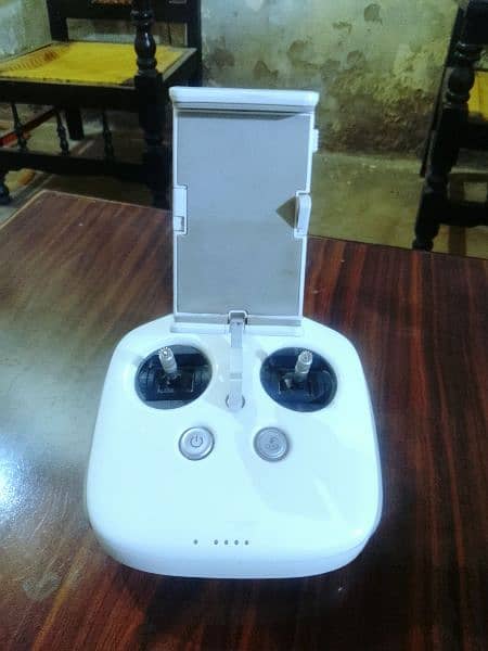 DJi Drone . . only call plz 03193226130 8