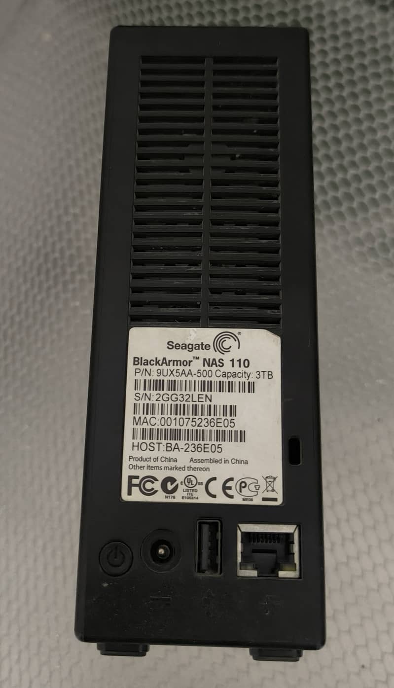 3TB Seagate BlackArmor NAS 110 - Home Cloud Network Hard Disk Drive 3
