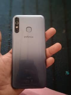 inifinix Hot 8 Urgent for sale