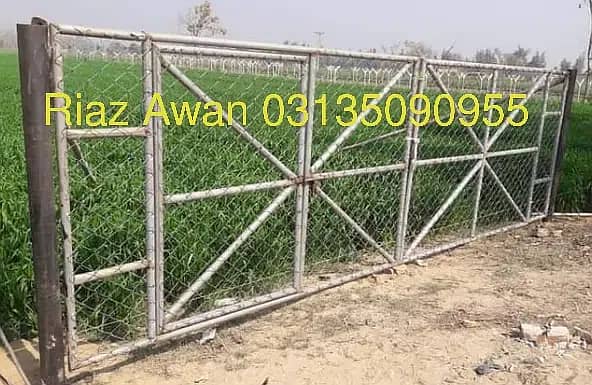 Chainlink fence/ Razor Wire Barbed Wire Security Fence Weld mesh rft 15
