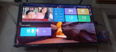 42" LED Ultra HD New condition scratchless android version High RAM