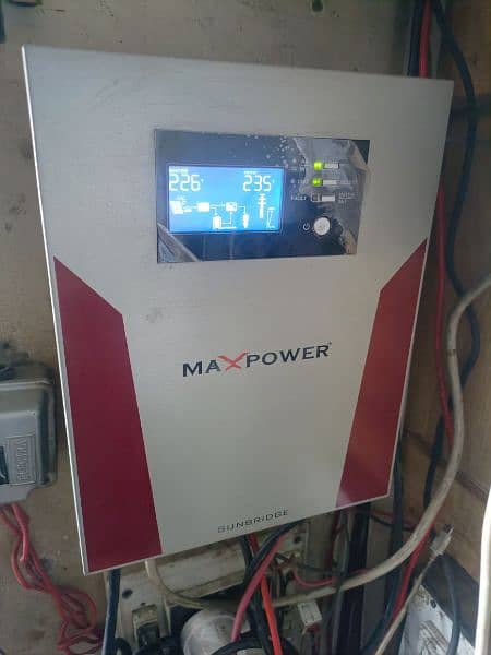 Maxpower Solar inverter sunbridge 2000 0