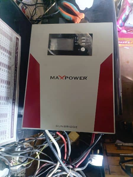 Maxpower Solar inverter sunbridge 2000 1