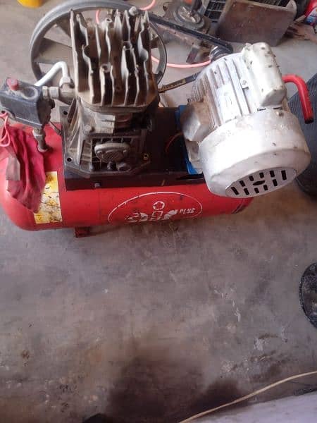 Air compressor automatic Italy with iron 3
