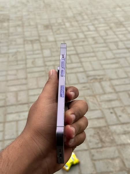 iPhone 14 Pro ( pta approved  ) 5