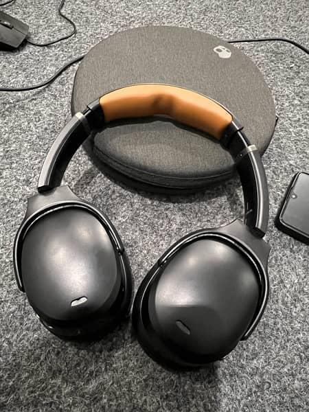 Skullcandy crusher sensory base evo and anc headphone in new condition 4