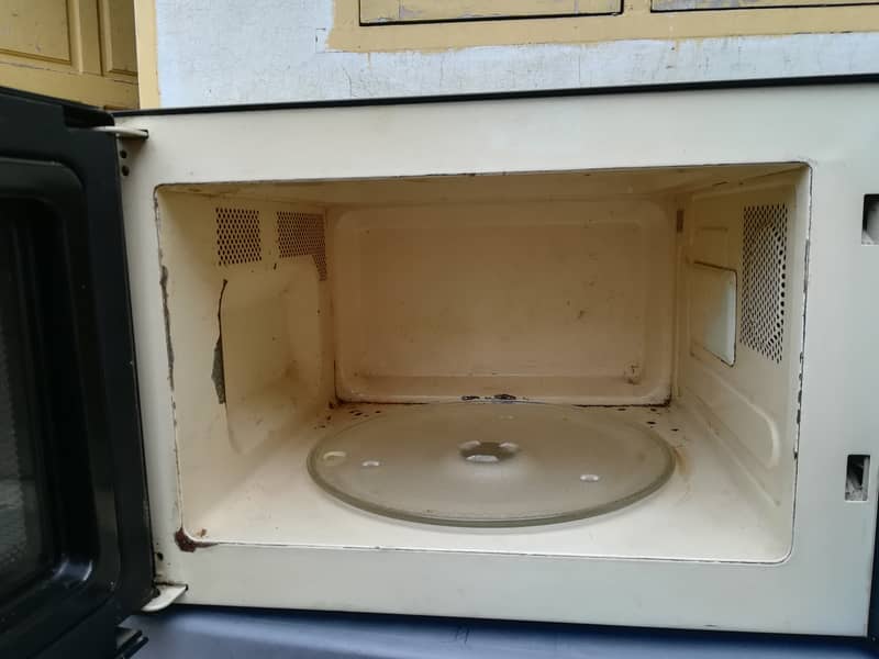 MicroWave Oven Used Samsung 1