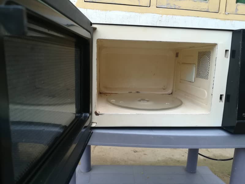 MicroWave Oven Used Samsung 2