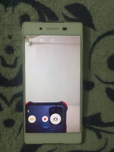 Sony Xperia Z4 - Mobile - Phone 7