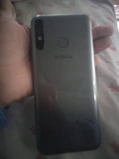 infinix hot 8 ram 3 ROM 32 with box and charger