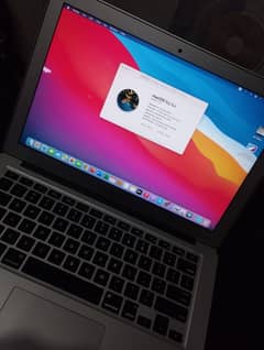 Apple macbook Air 2017, 13-inch Silver Color 8 GB 128 GB