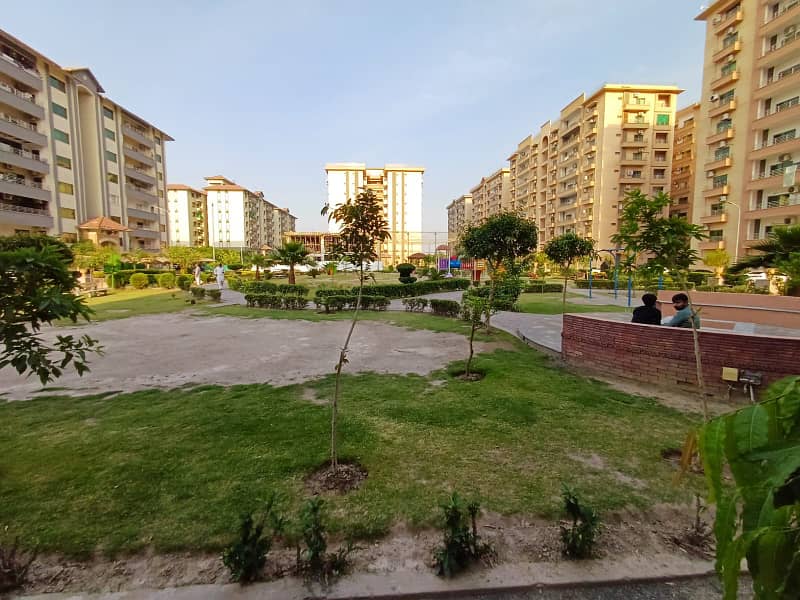 4 bed room Apartment at a very good location in Askari 11 Lahore. 0