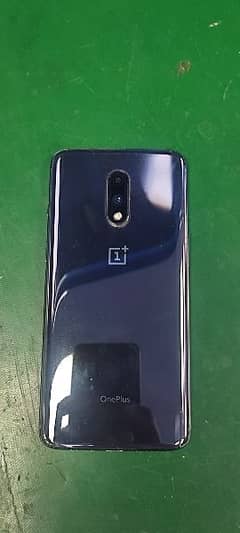 Oneplus 7 for sale 8/256, non patched/pta (scratch less phone)