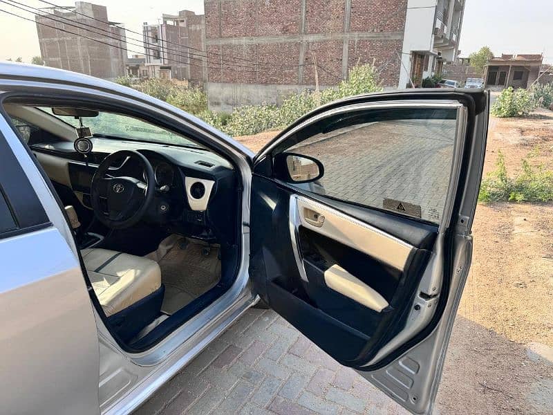 Toyota Corolla GLI 2018 home used car sale dealer stay away 2