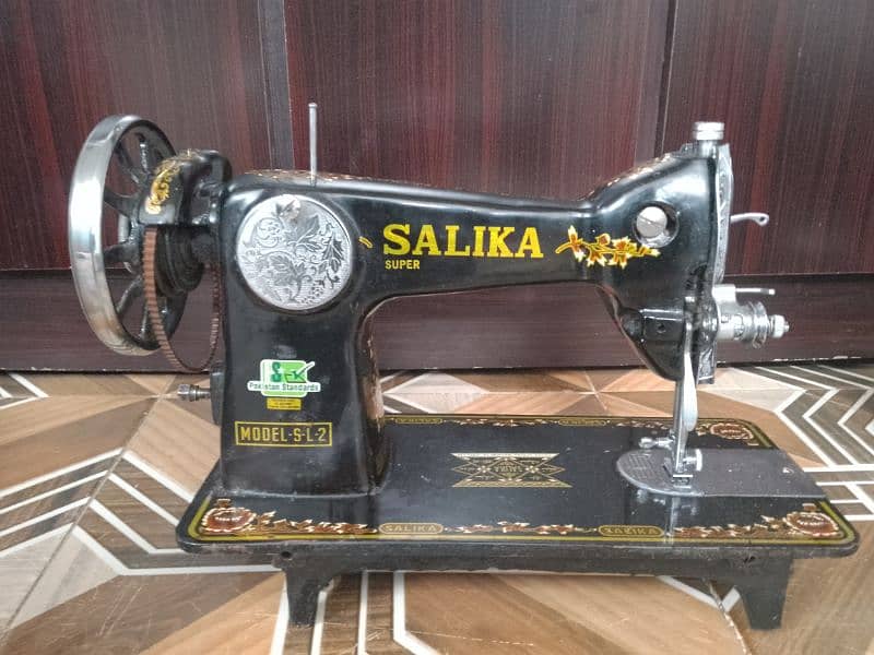 Salika Singer Machine 1
