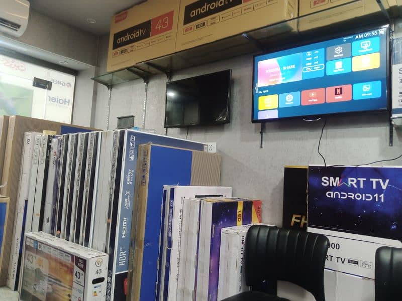 32,, SAMSUNG Smart LED TV  model 3 YEARS warranty O32245O5586 1