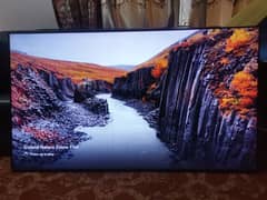 Samsung UHD Crystal Smart Tv 65" inch full slim