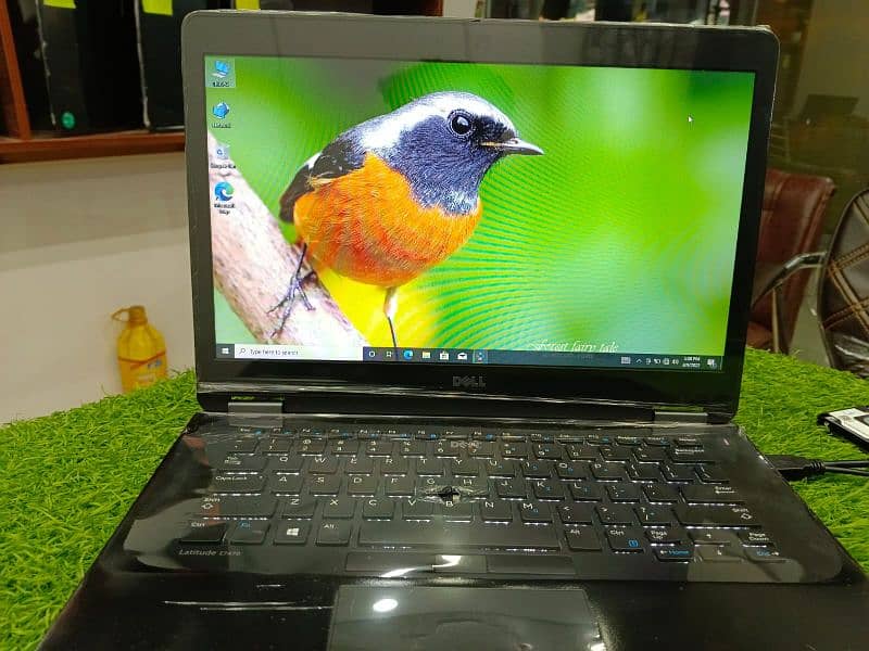Dell Latitude 7470 Core i7 6th Gen laptop. 1