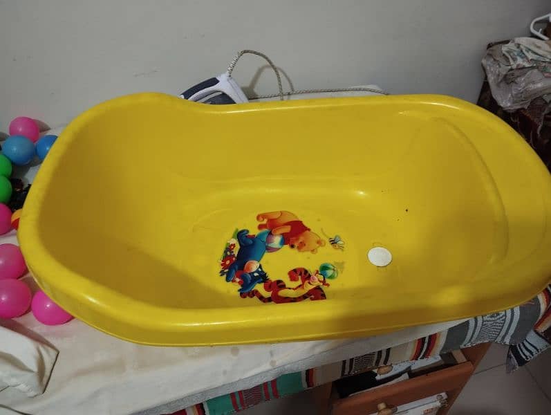 bath tub 2