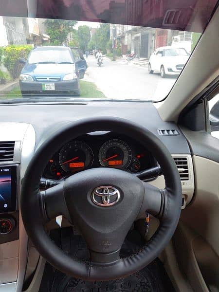 Toyota carolla XLI 2014 13