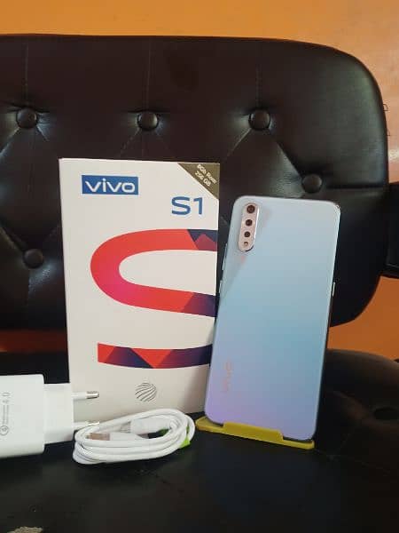 vivo S1 (8/256) Gb ram with box and charger lush condition 2