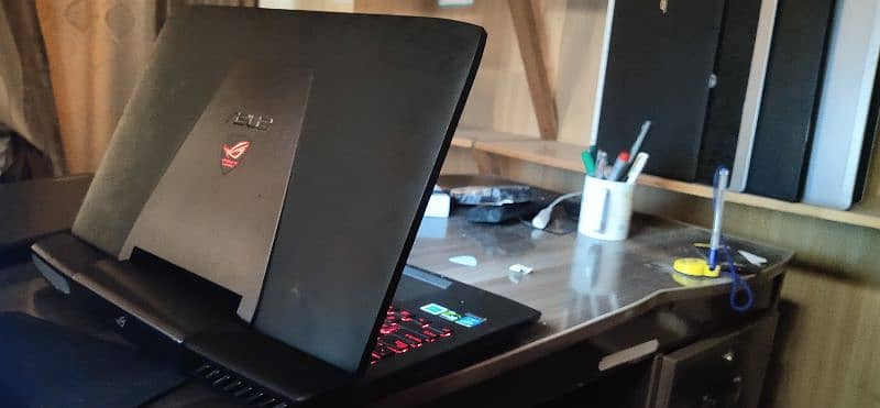 *ASUS ROG G571G - GAMING LAPTOP - TOUCH SCREEN* 2