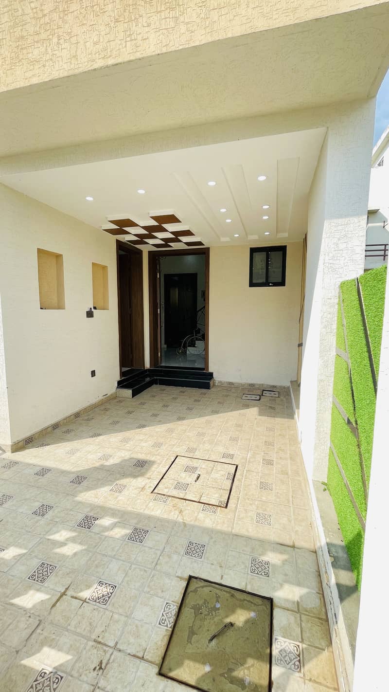 5 Marla Designer House For Sale in Bahria Town Phase 8 1