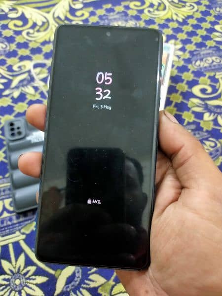 samsung a71 mobile 10/9  condition he 8gb 128 wala verinat he 4