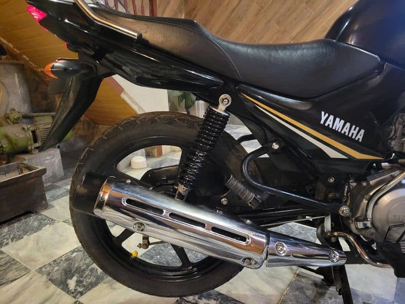 Yamaha ybr 125 5