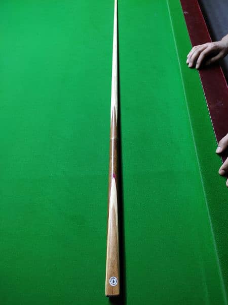 Master Snooker Cue/Stick with bag. 1