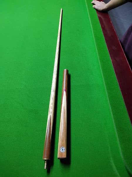 Master Snooker Cue/Stick with bag. 3
