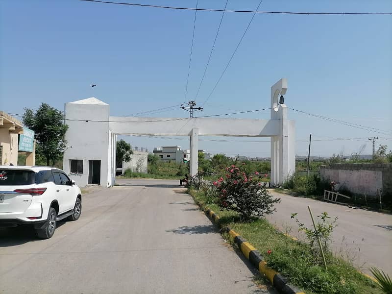 216 Square Yard Commercial Plot Available. For Sale in C-18 Rawalpindi Housing Society. 5