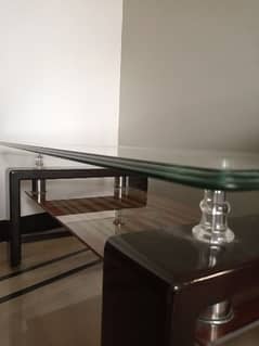 Drawing room center table