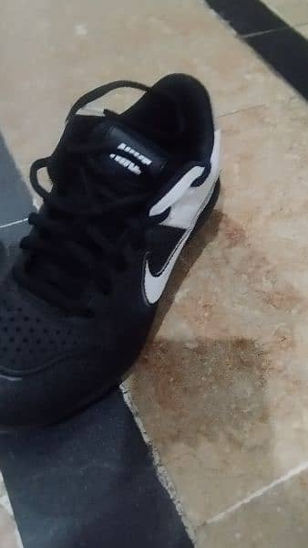 sale Nike shoes 11