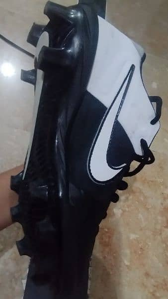 sale Nike shoes 12