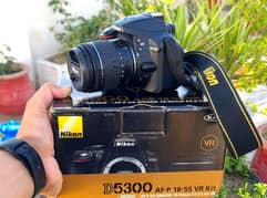 dslr Nikon d5300 (10/10++) Brand new