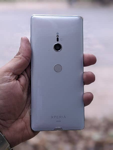 Sony Xperia XZ3 4GB/64GB UK ROM 1