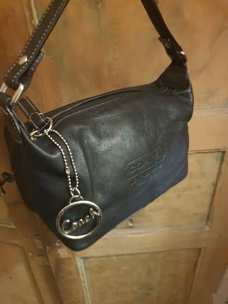Branded Bags for Ladies TH , COACH & VALENTINO 9