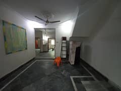 10 Marla uper portion For Rent in Pak block Allama iqbal town Lahore