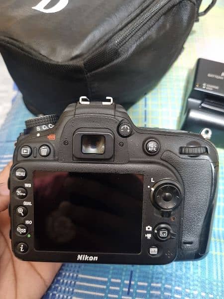 Nikon D7200 Only Body With Accessories 5