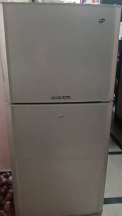 v v new and good in condition PEL fridge. . . medium size. . .