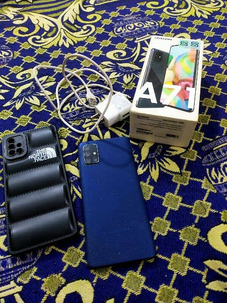 samsung a71 10/9 condtion 8 gb 128 gb officall pta approved he 3