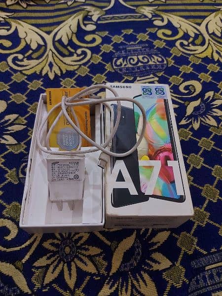 samsung a71 10/9 condtion 8 gb 128 gb officall pta approved he 7