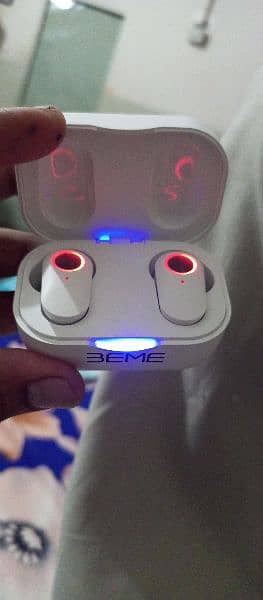 Beme ear buds Bluetooth 5.3 with Solar Charge 5
