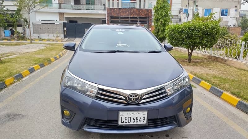 Toyota Corolla Altis 2015 4