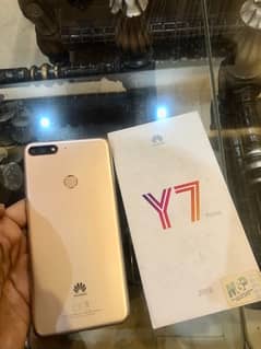 Huawei Y7 prime 10/10 condition