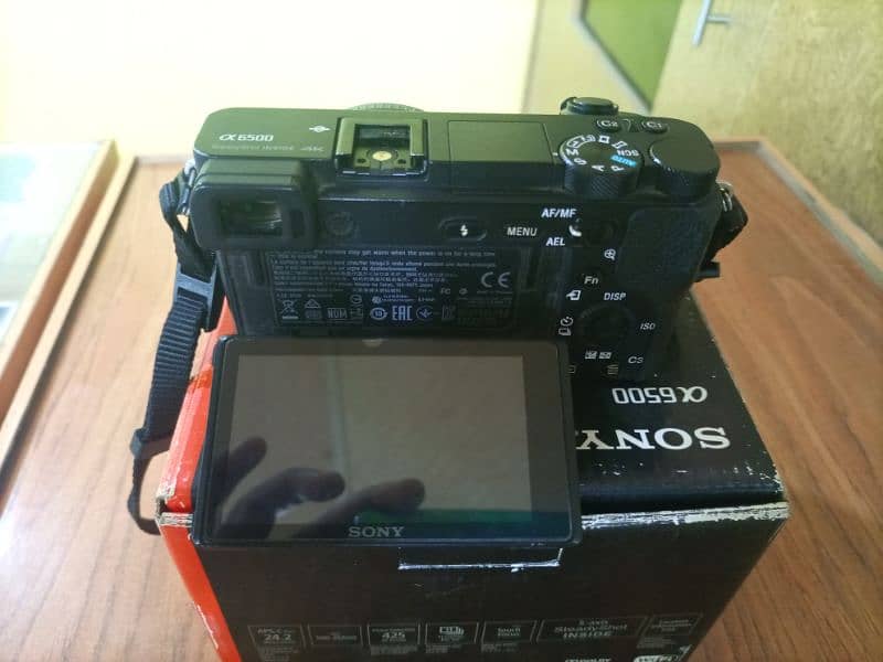 Sony A6500 for sale with 16.50 kit lens 4